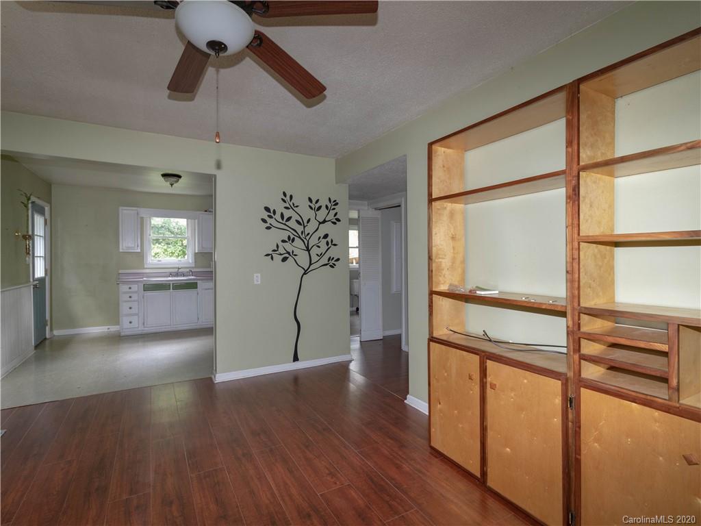 367 Sunny Brook Drive Spruce Pine, NC 28777 - Photo 12 of 23 Gallery Image 12