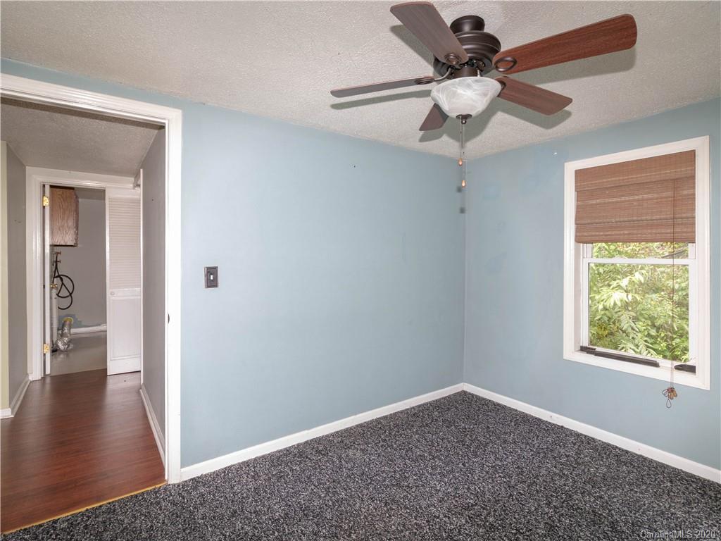 367 Sunny Brook Drive Spruce Pine, NC 28777 - Photo 15 of 23 Gallery Image 15