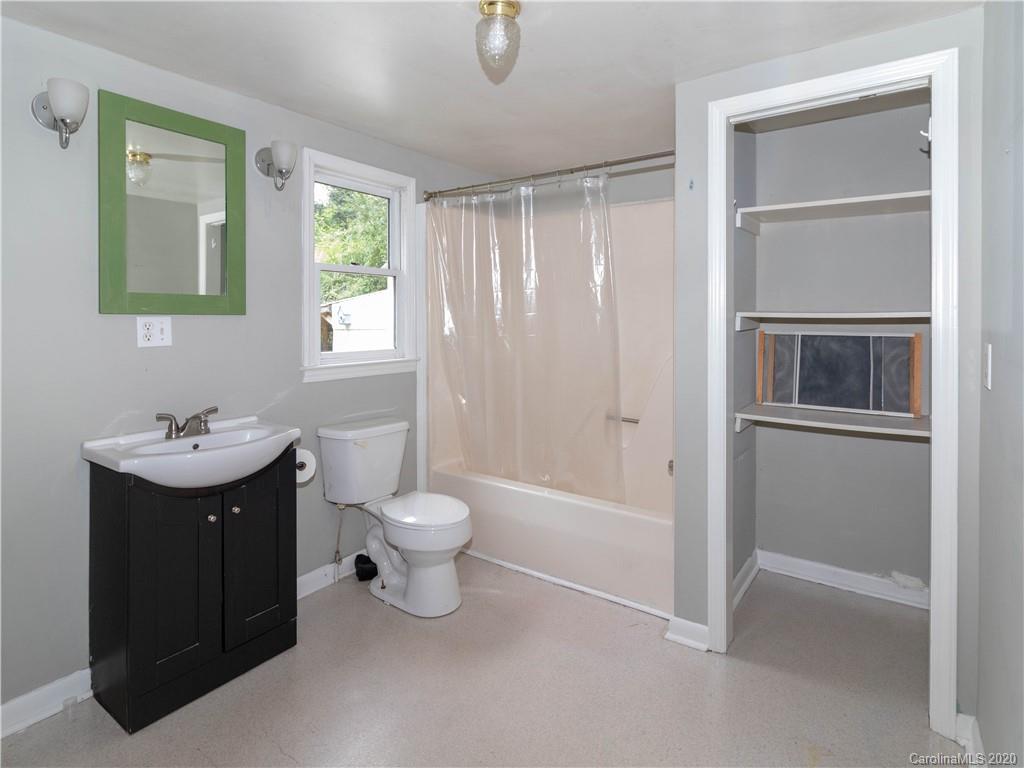 367 Sunny Brook Drive Spruce Pine, NC 28777 - Photo 19 of 23 Gallery Image 19
