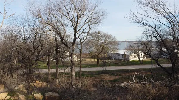 $85,000 | 128 Meadow Pond Court, Runaway Bay, TX 76426