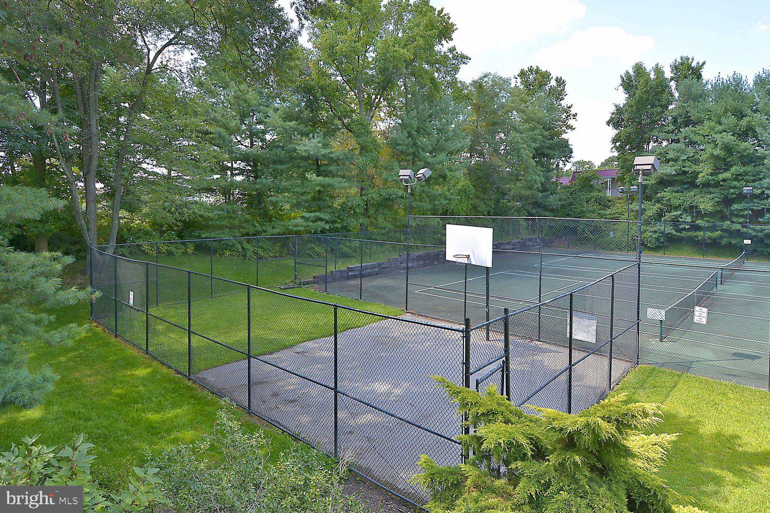 2426 Knapps Way Odenton, MD 21113 - Photo 62 of 71 Seven Oaks Basketball Courts