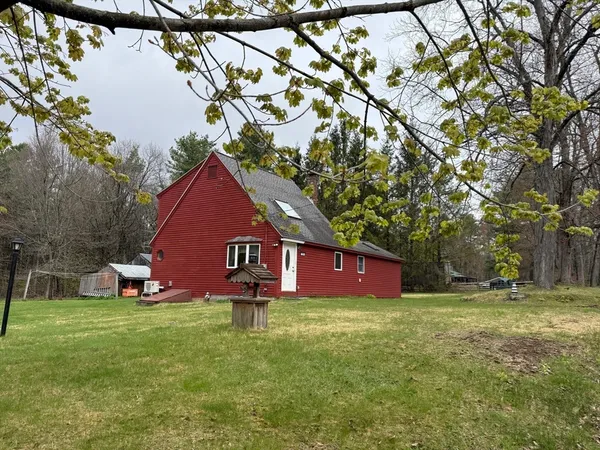 $315,000 | 729 N Road, Hardwick, MA 01037