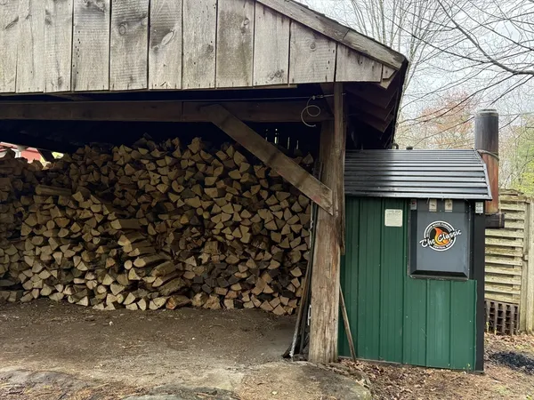 $315,000 | 729 N Road, Hardwick, MA 01037