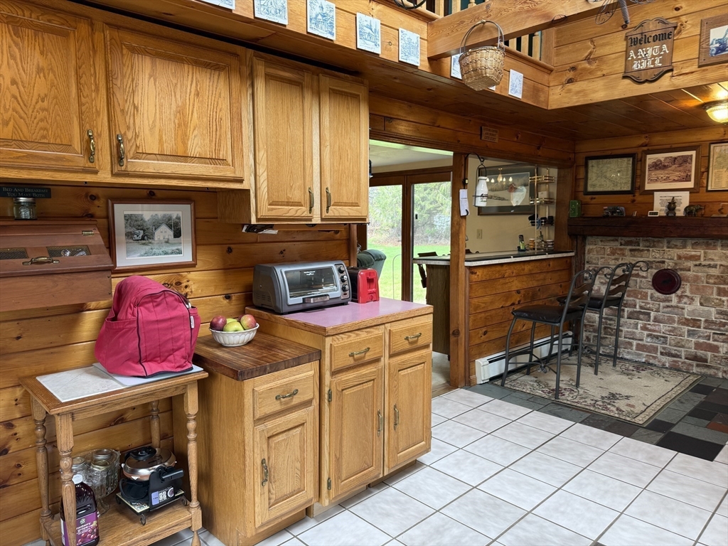 729 N Road Hardwick, MA 01037 - Photo 16 of 37