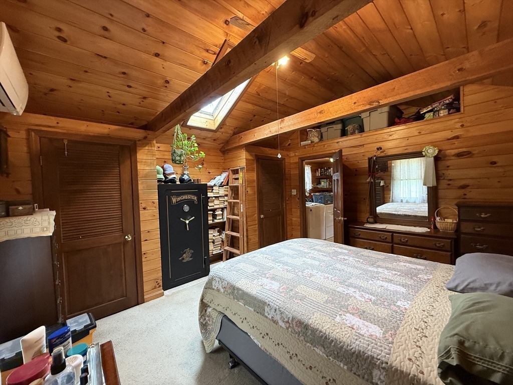 729 N Road Hardwick, MA 01037 - Photo 25 of 37
