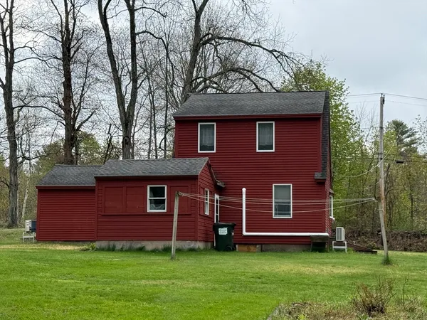$315,000 | 729 N Road, Hardwick, MA 01037