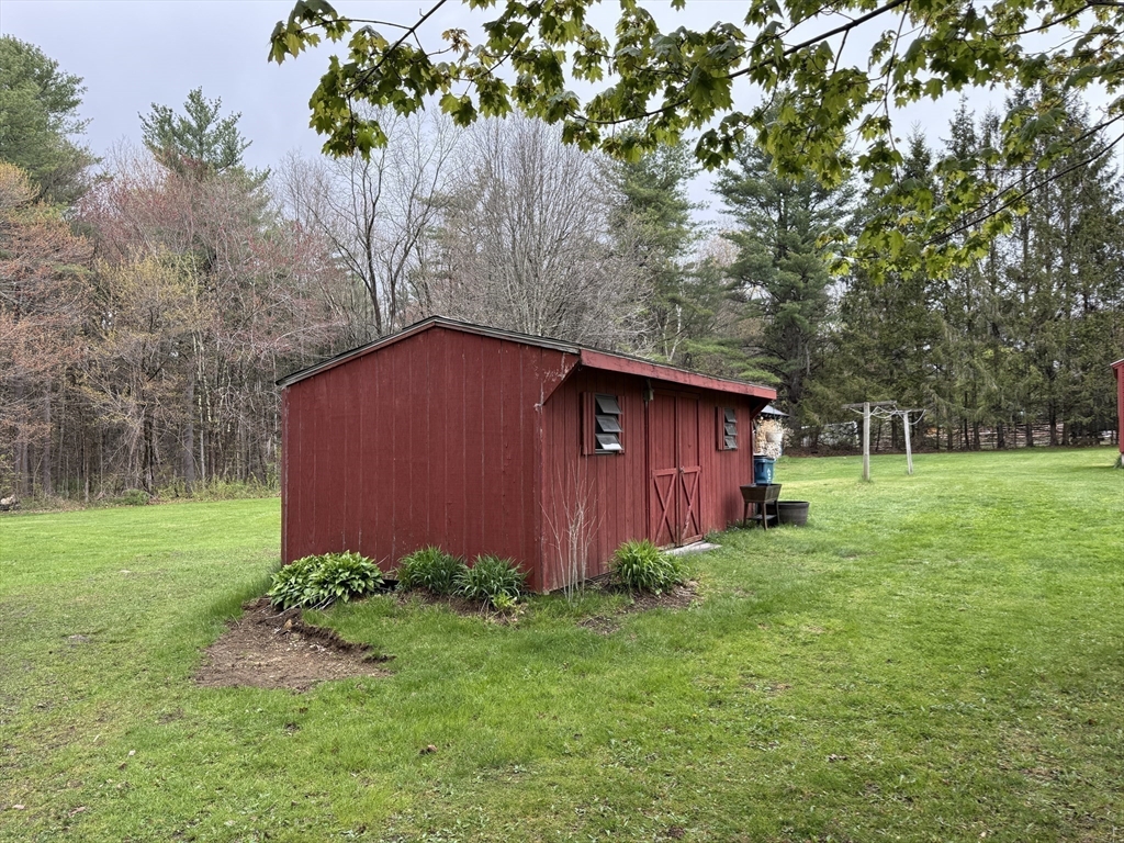729 N Road Hardwick, MA 01037 - Photo 7 of 37