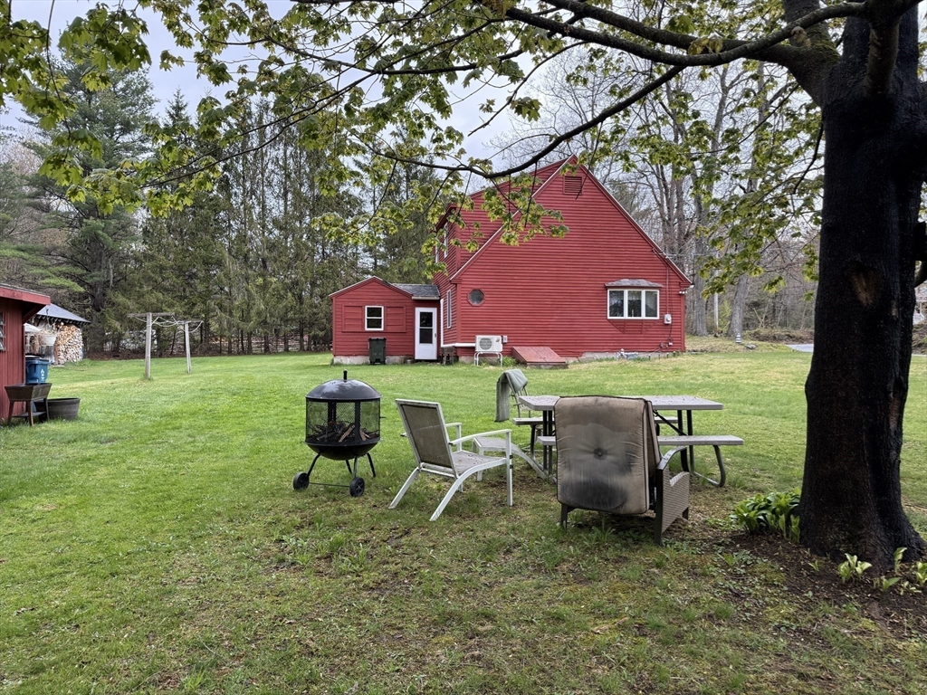 729 N Road Hardwick, MA 01037 - Photo 9 of 37