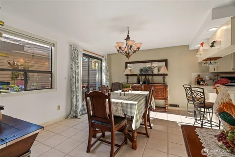 $975,000 | 16968 65th Lane Northeast, Kenmore, WA 98028