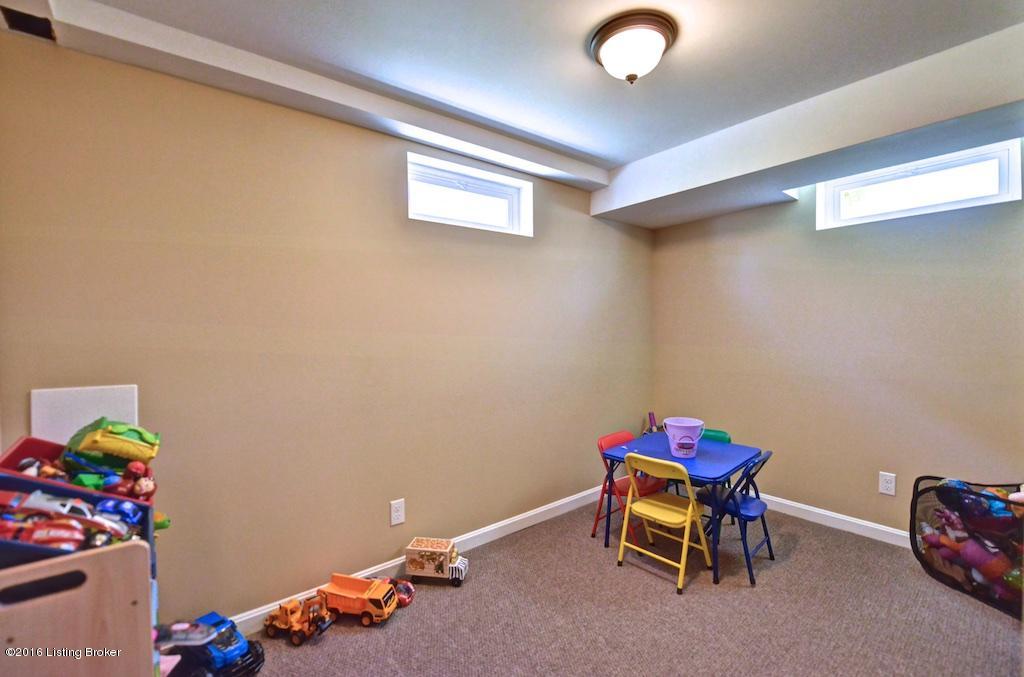 5908 BlueStone Road Louisville, KY 40219 - Photo 21 of 33 5908 Bluestone Road 2692