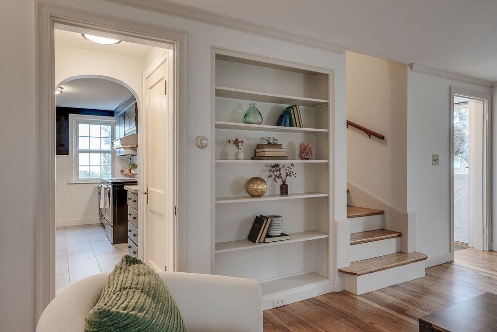 26 Windsor Road Stoneham, MA 02180 - Photo 8 of 30 Gallery Image 8