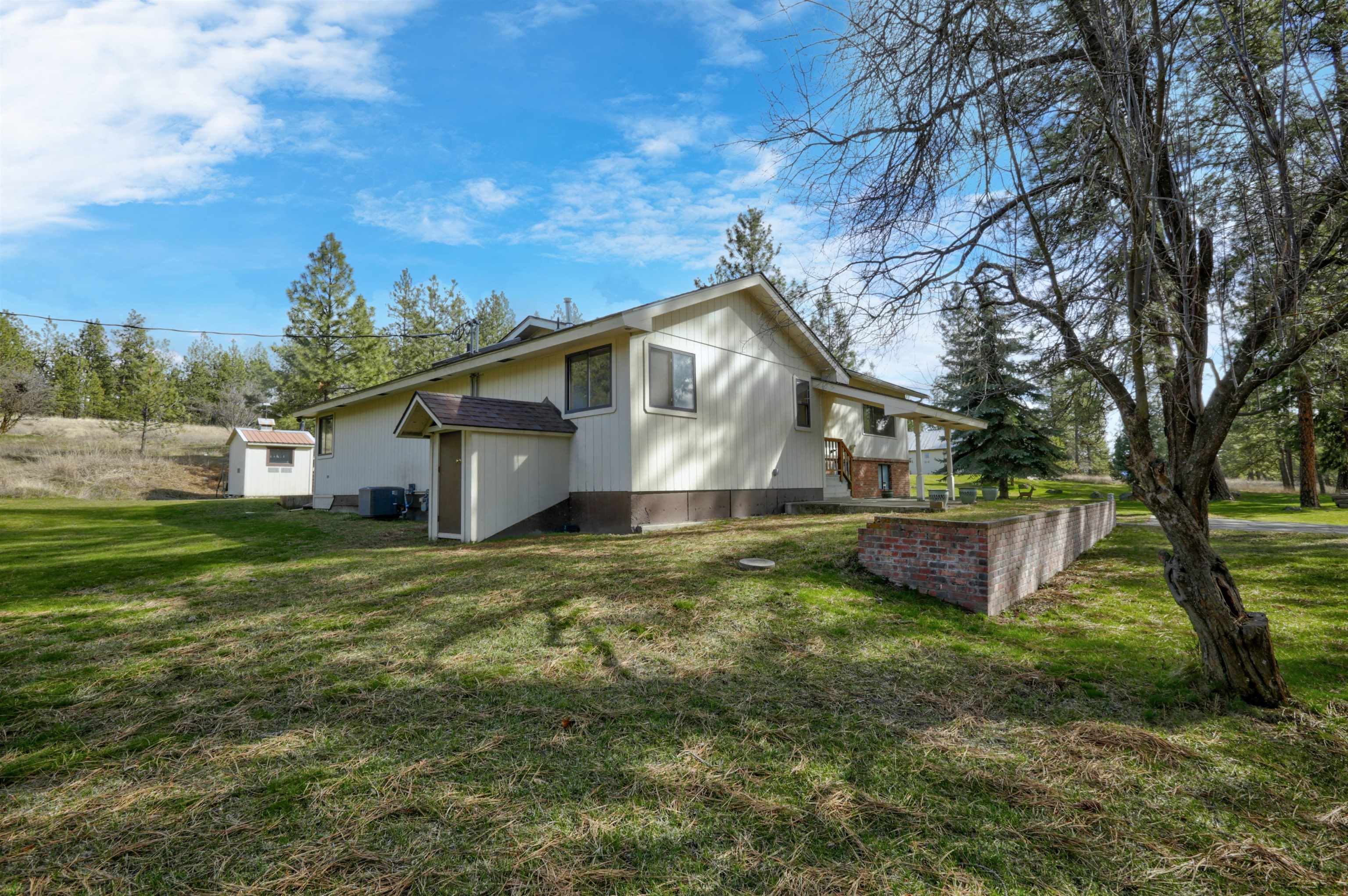 5910 North Thierman Road Spokane, WA 99217 - Photo 3 of 50