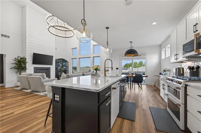 $725,000 | 1101 Michigan Circle, Hoschton, GA 30548