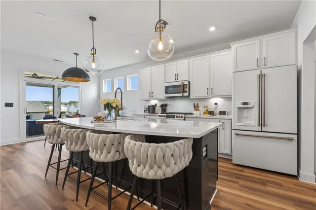 $725,000 | 1101 Michigan Circle, Hoschton, GA 30548