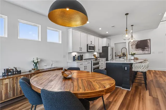 $725,000 | 1101 Michigan Circle, Hoschton, GA 30548