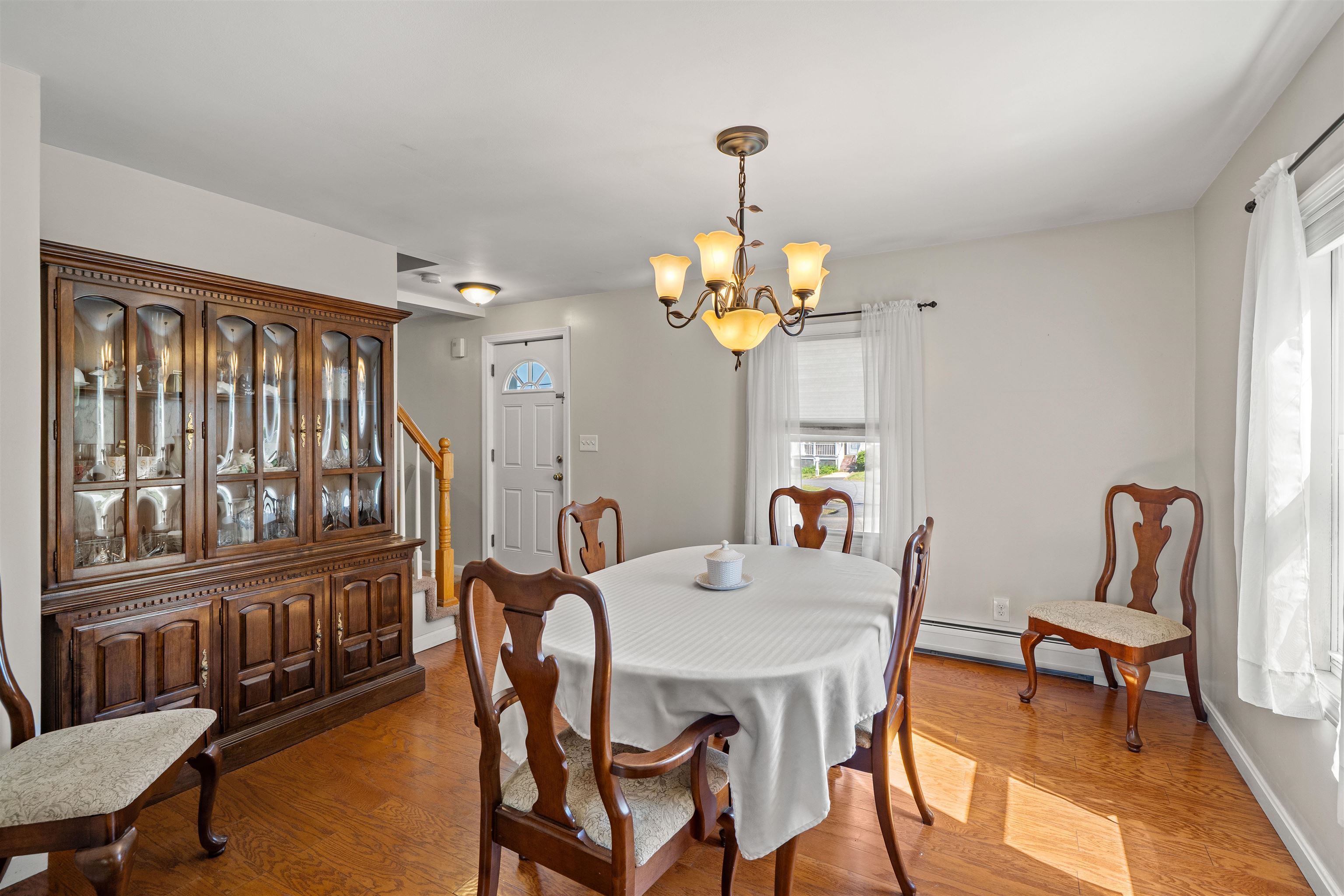 267 Cilley Road Manchester, NH 03103 - Photo 5 of 29 Gallery Image 5