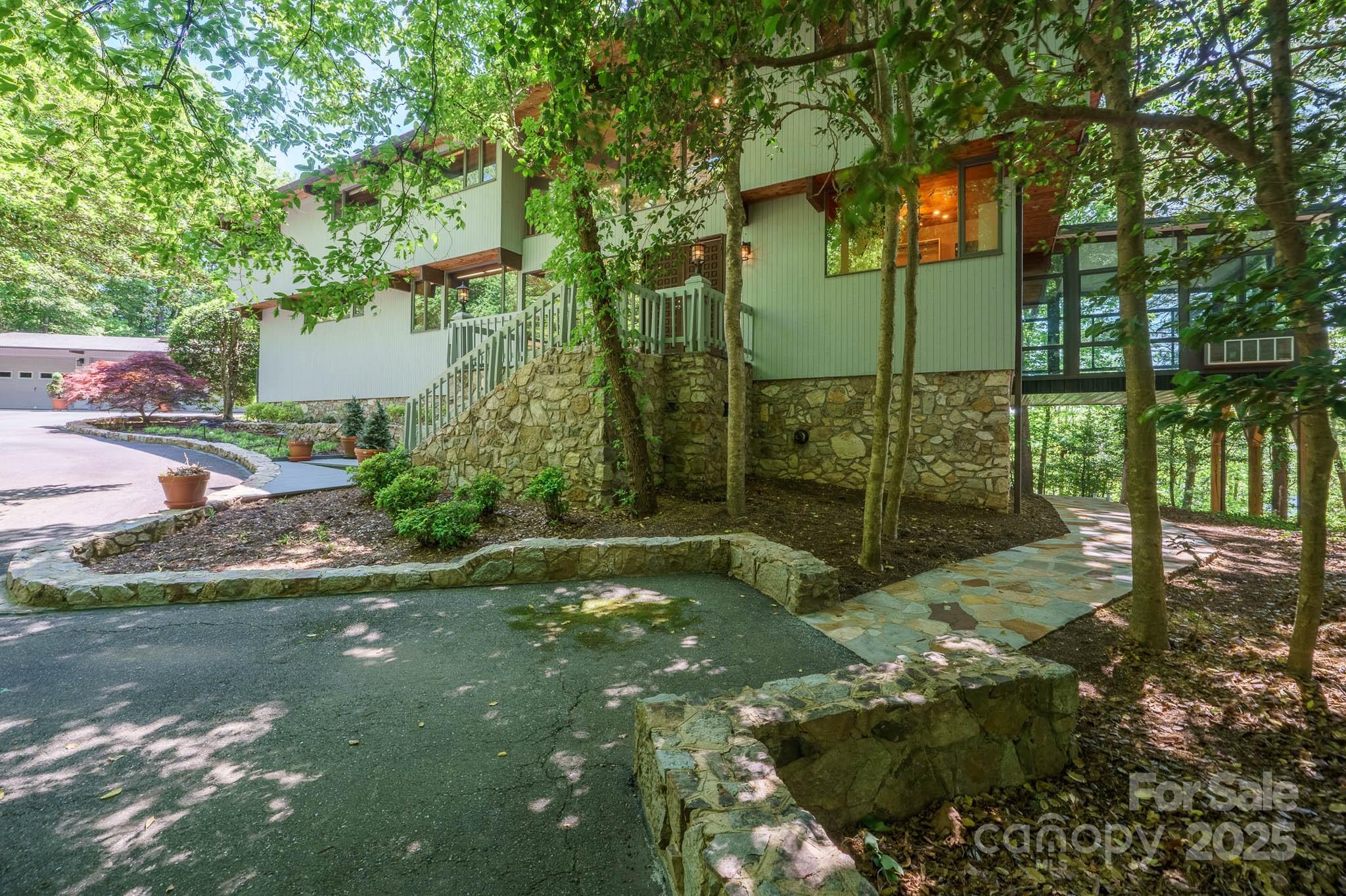 3165 Laurel Ridge Road Northwest Hickory, NC 28601 - Photo 3 of 48