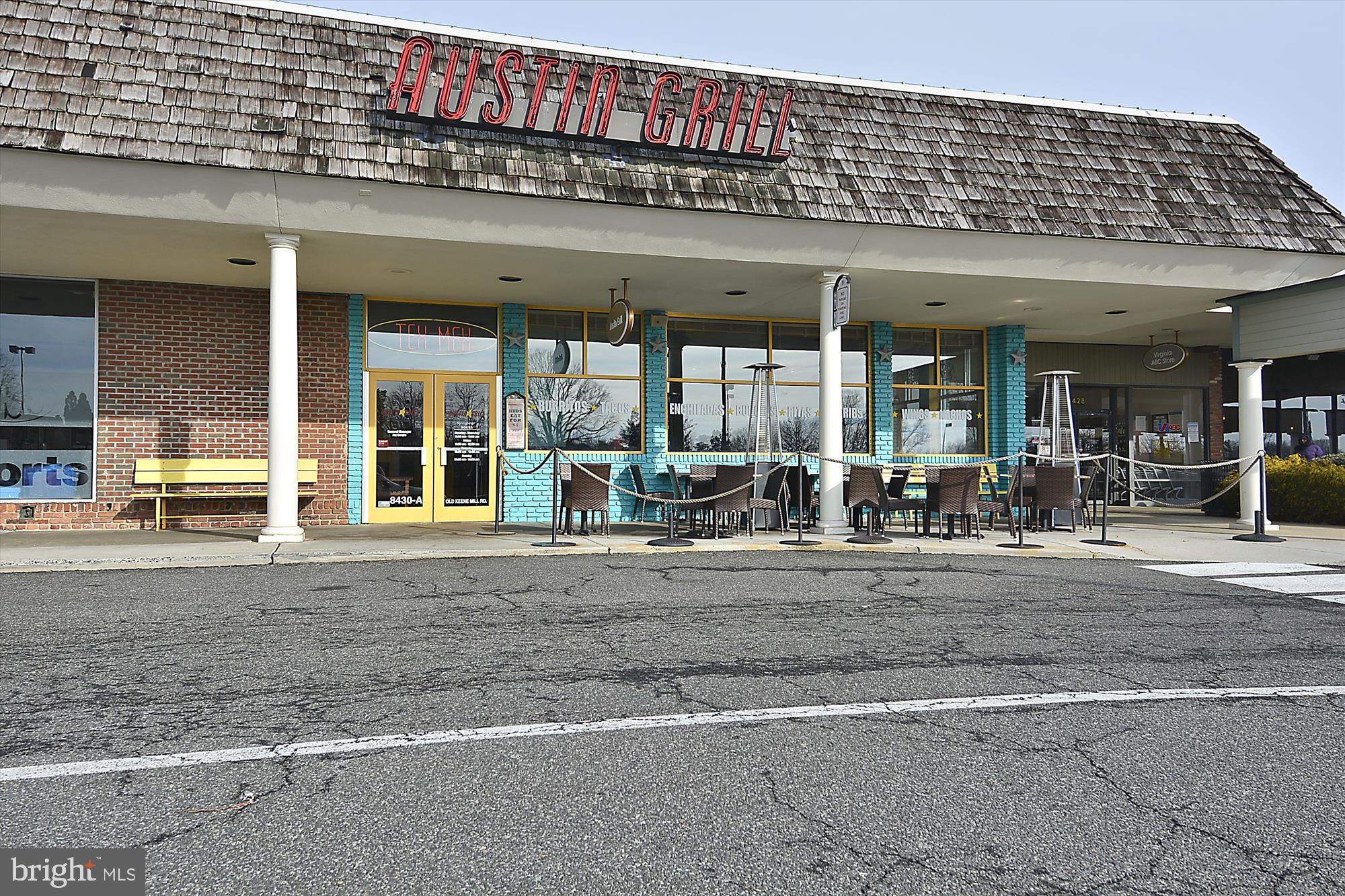 7707 Lexton Place, Unit 41 Springfield, VA 22152 - Photo 40 of 56 CONVENIENT COMMUNITY SHOPPING