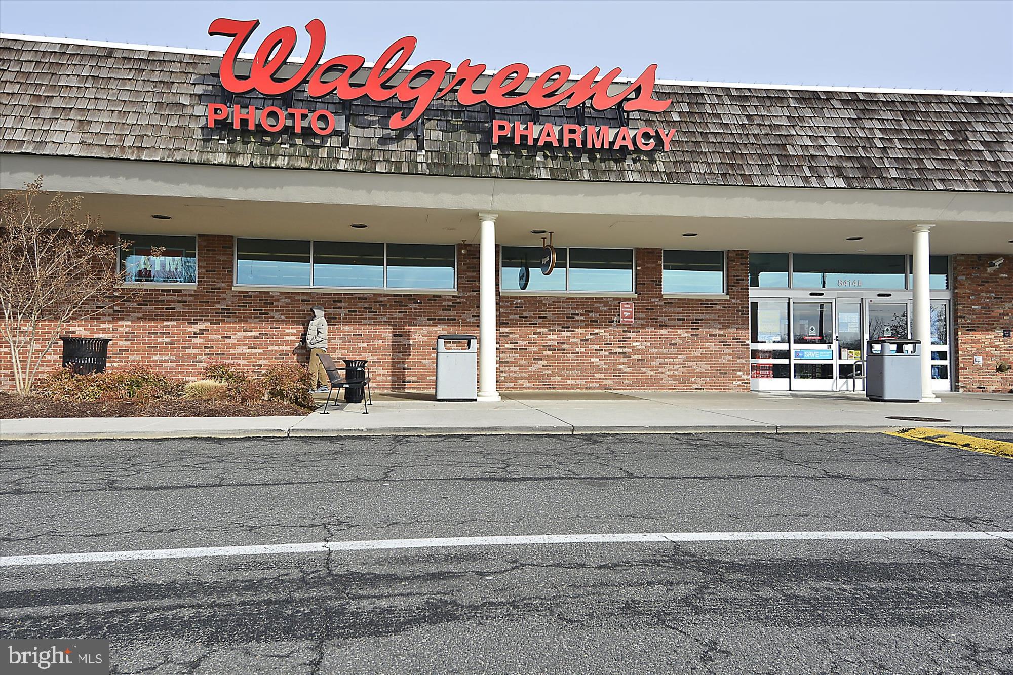 7707 Lexton Place, Unit 41 Springfield, VA 22152 - Photo 45 of 56 CONVENIENT COMMUNITY SHOPPING