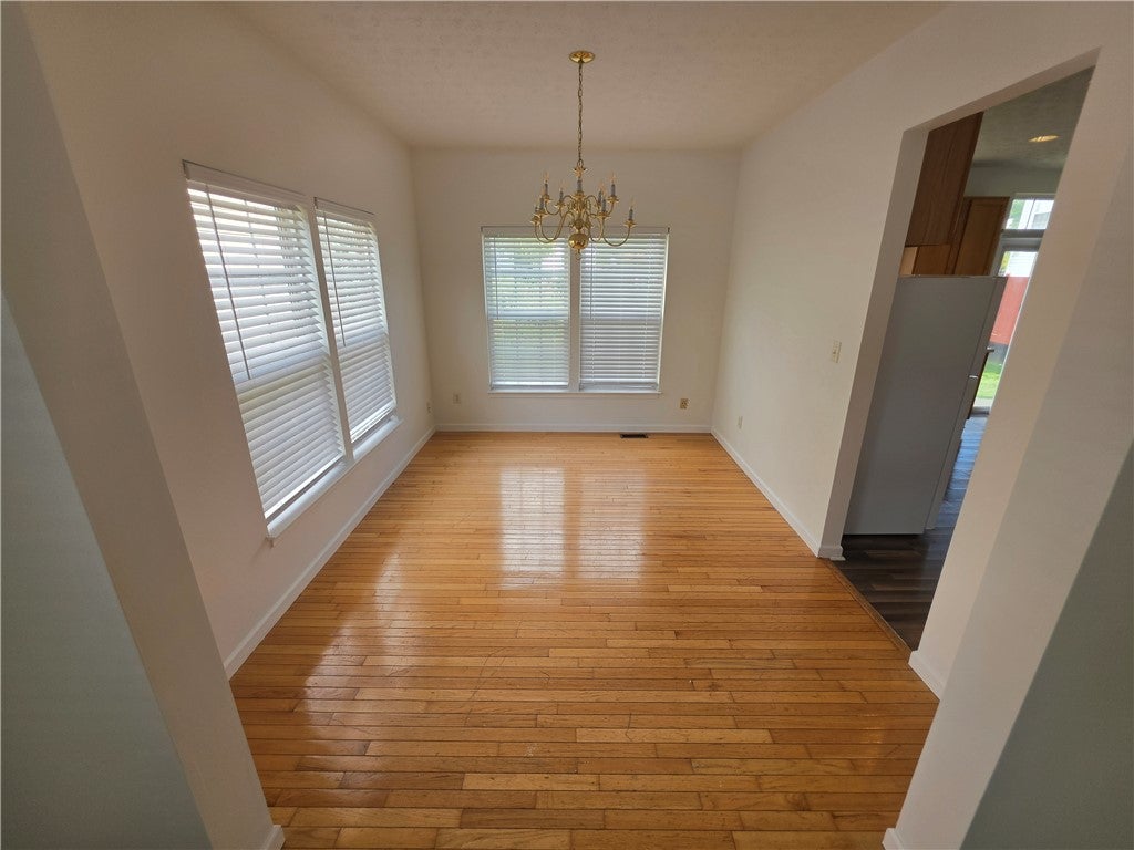 1523 Doddington Road Kettering, OH 45409 - Photo 8 of 39 Gallery Image 8