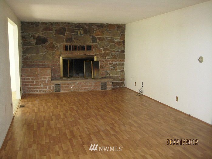 10930 Westside Road Cle Elum, WA 98922 - Photo 3 of 15 Gallery Image 3
