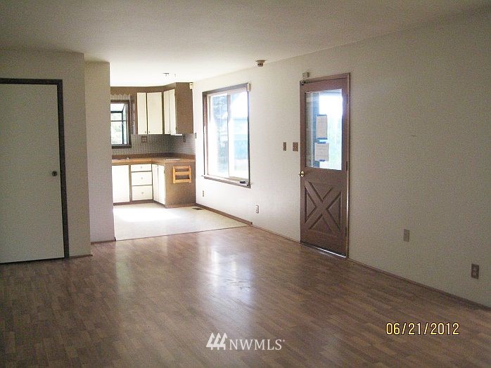 10930 Westside Road Cle Elum, WA 98922 - Photo 4 of 15 Gallery Image 4