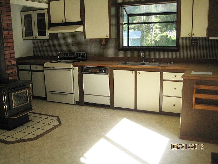 10930 Westside Road Cle Elum, WA 98922 - Photo 5 of 15 Gallery Image 5