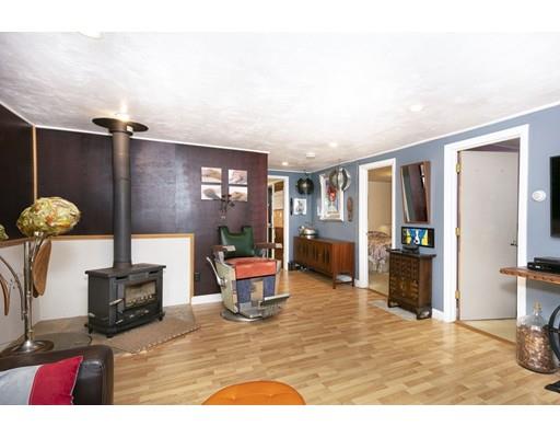 27 Hickory Road Halifax, MA 02338 - Photo 16 of 24 Gallery Image 16