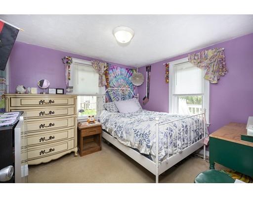 27 Hickory Road Halifax, MA 02338 - Photo 17 of 24 Gallery Image 17