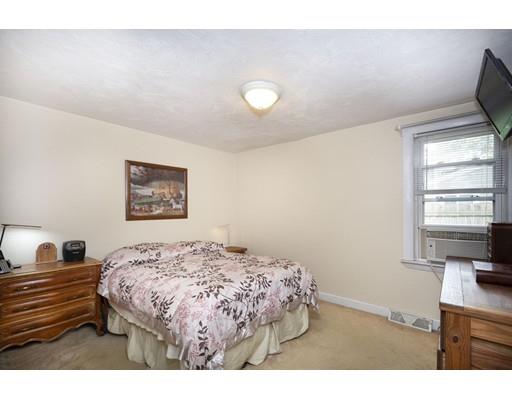 27 Hickory Road Halifax, MA 02338 - Photo 18 of 24 Gallery Image 18