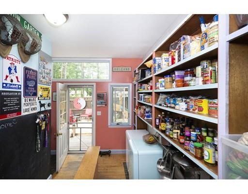 27 Hickory Road Halifax, MA 02338 - Photo 10 of 24 Gallery Image 10