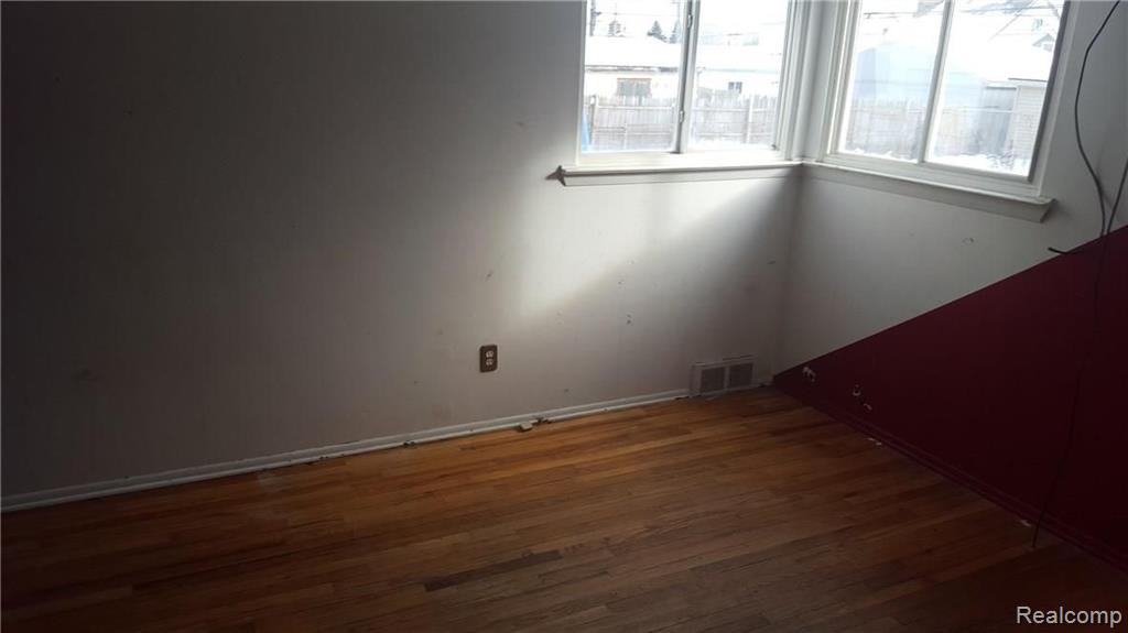18560 Ruth Street Melvindale, MI 48122 - Photo 3 of 7