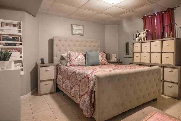 $524,900 | 529 Stafford Road, Fall River, MA 02721