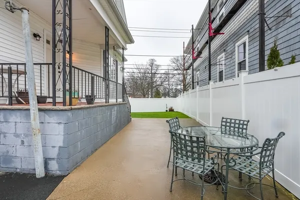 $524,900 | 529 Stafford Road, Fall River, MA 02721