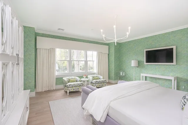 $2,200,000 | 78 Rhode Island Avenue, Unit 6, Newport, RI 02840