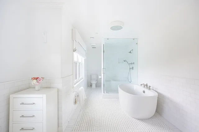 $2,200,000 | 78 Rhode Island Avenue, Unit 6, Newport, RI 02840