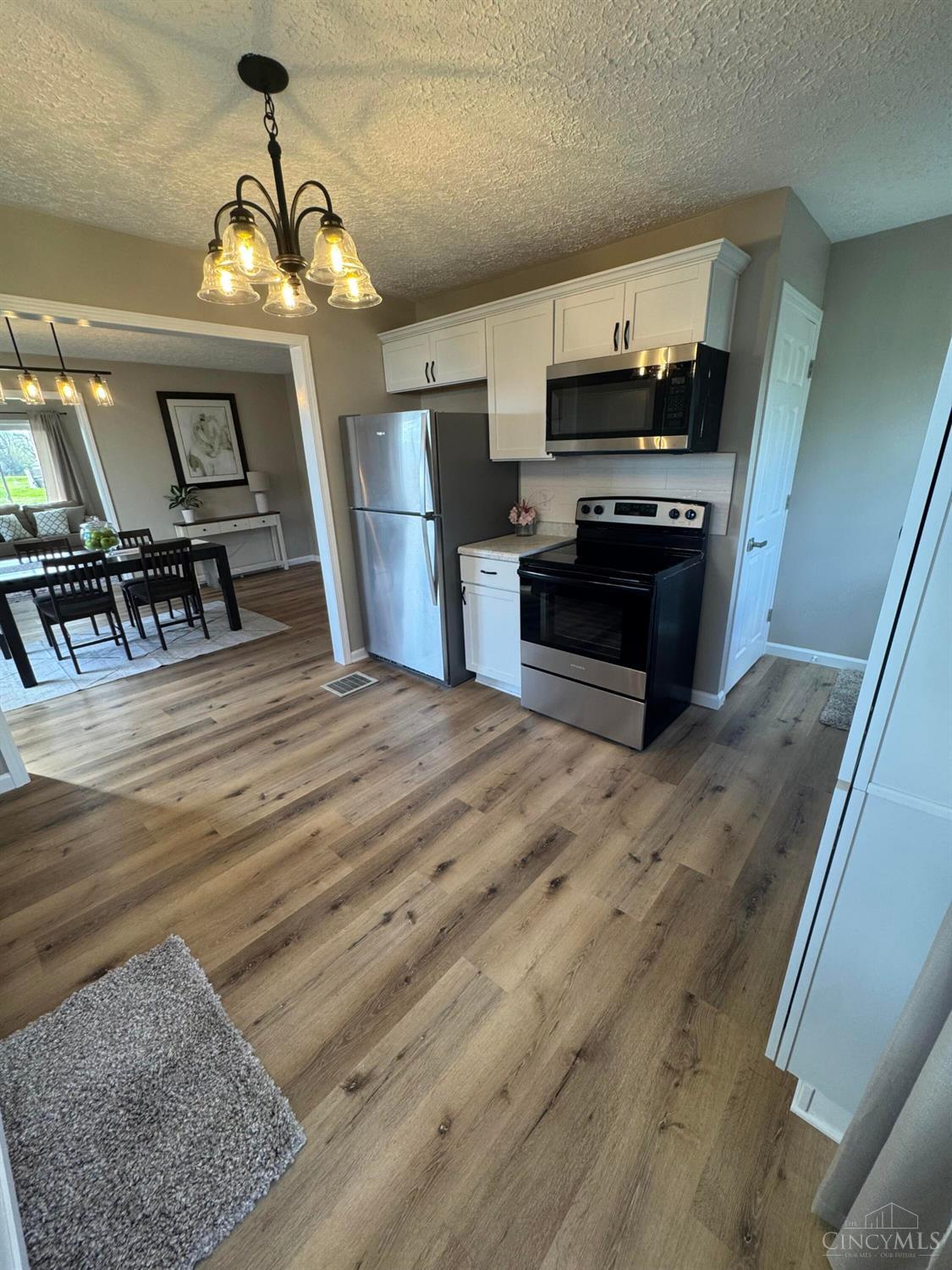 3221 Yankee Road Middletown, OH 45044 - Photo 11 of 27
