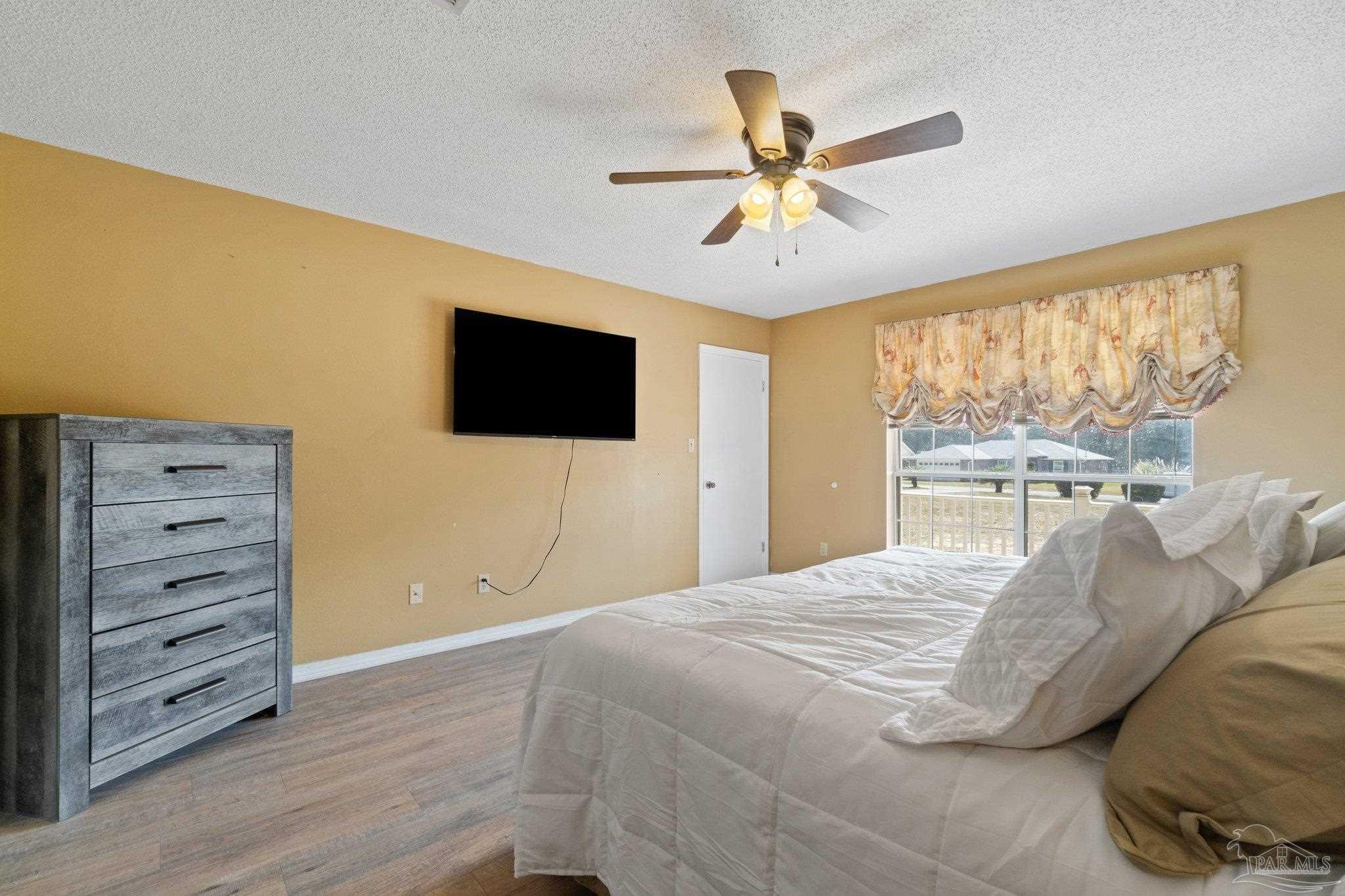 2132 Hollyhill Road Pensacola, FL 32526 - Photo 19 of 48