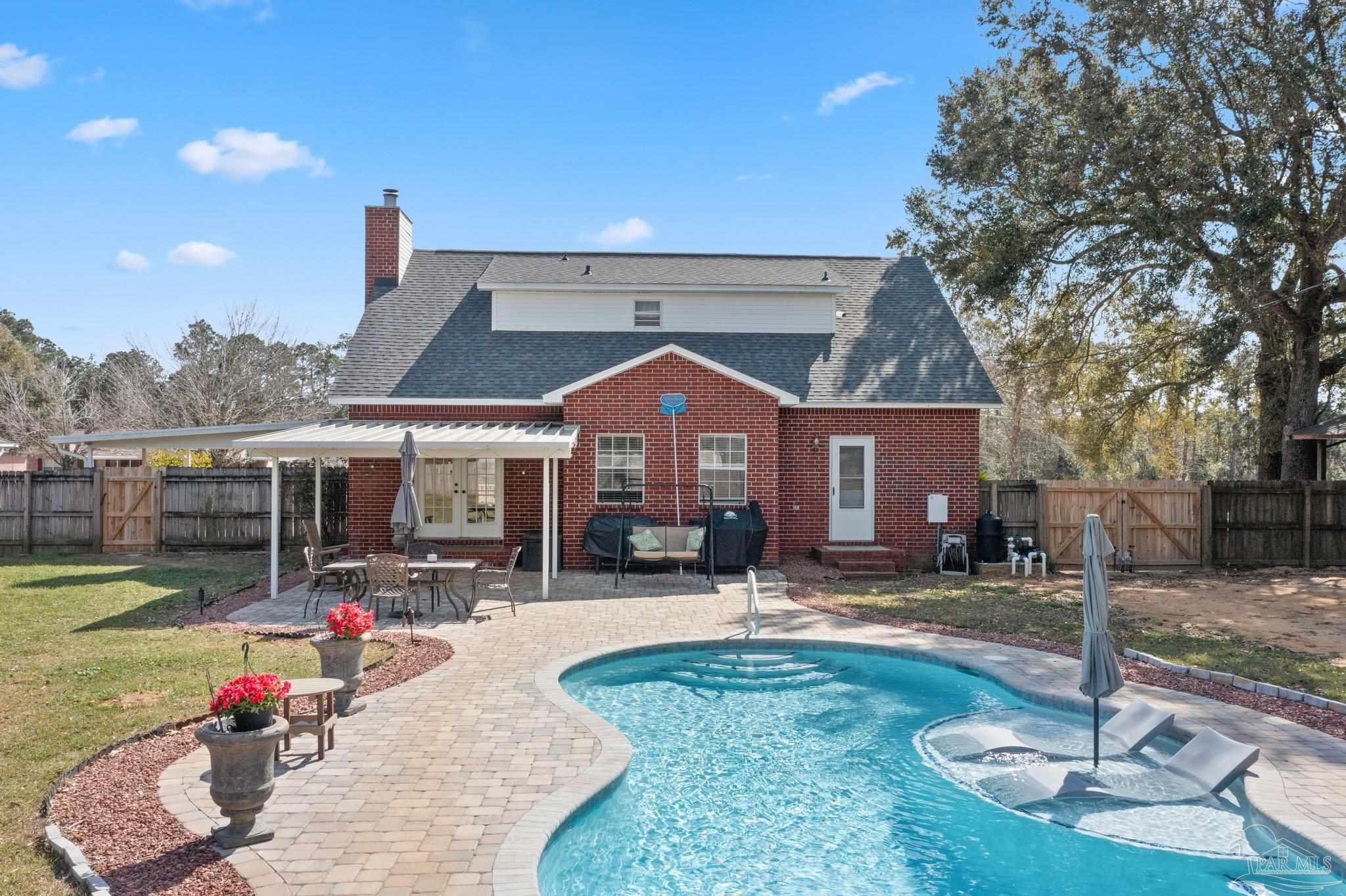 2132 Hollyhill Road Pensacola, FL 32526 - Photo 34 of 48