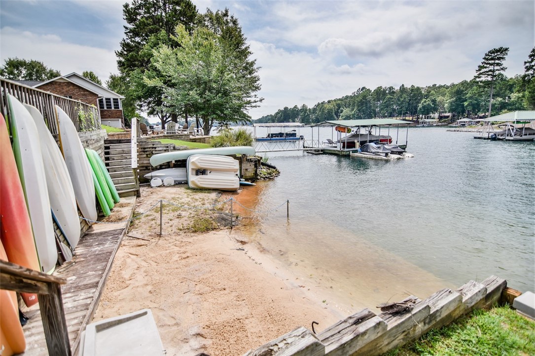 216 Petty Road Seneca, SC 29672 - Photo 15 of 40 Private Beach