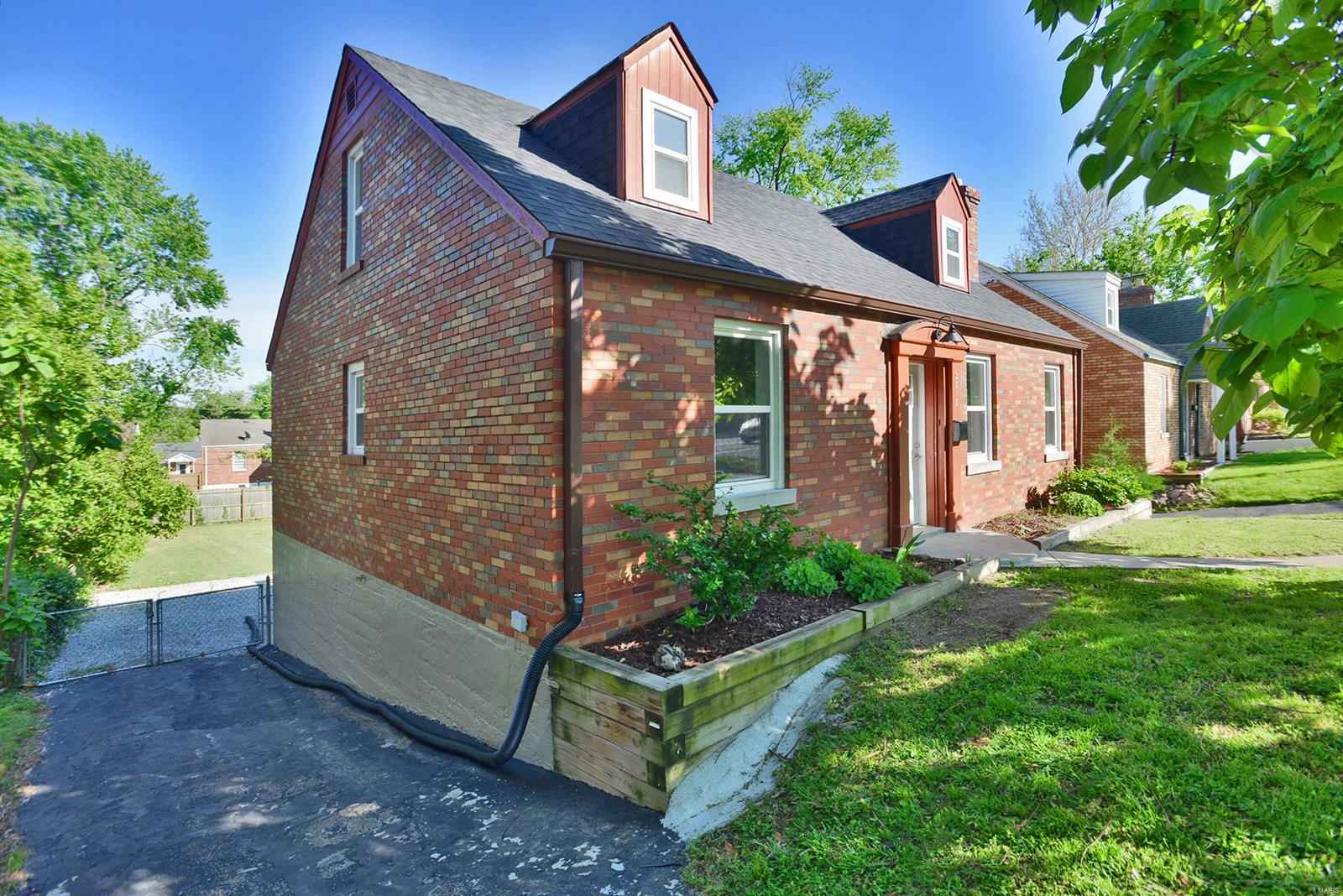 2818 Telegraph Road St. Louis, MO 63125 - Photo 1 of 56 Gallery Image 1