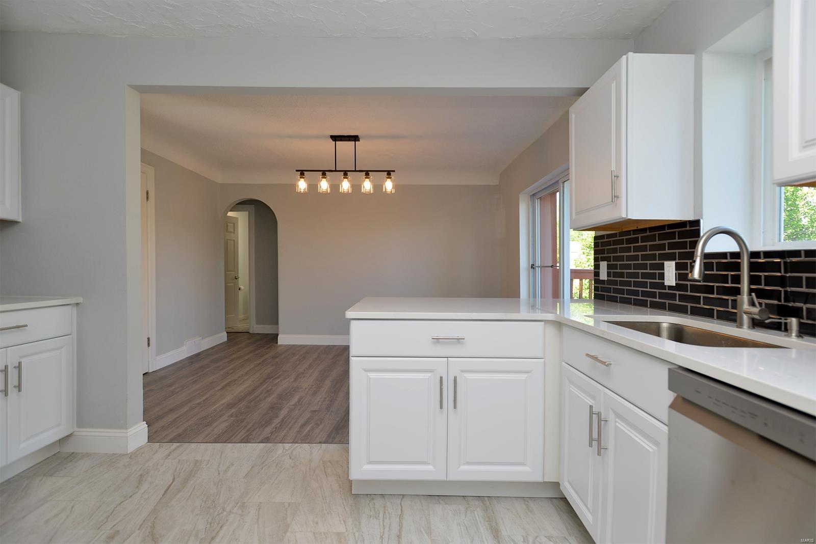 2818 Telegraph Road St. Louis, MO 63125 - Photo 17 of 56 Gallery Image 17