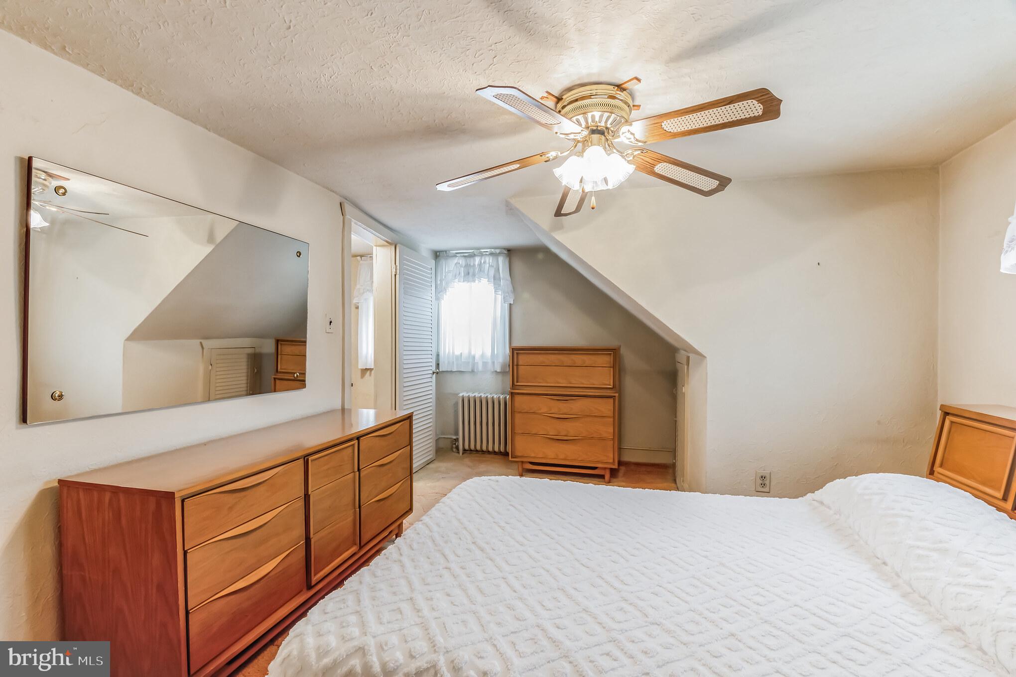 208 Carmel Road Millville, NJ 08332 - Photo 21 of 31 Bedroom 2