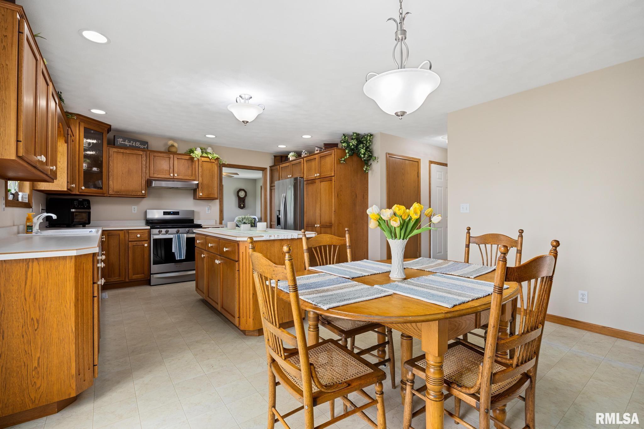 448 Grebner Road Metamora, IL 61548 - Photo 13 of 52