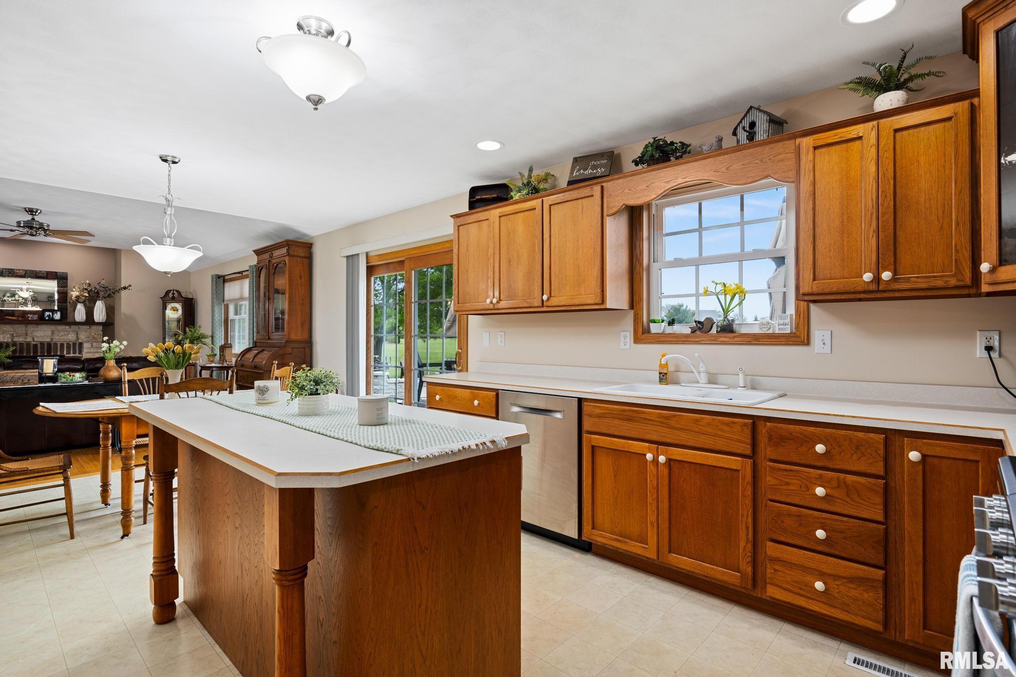 448 Grebner Road Metamora, IL 61548 - Photo 17 of 52