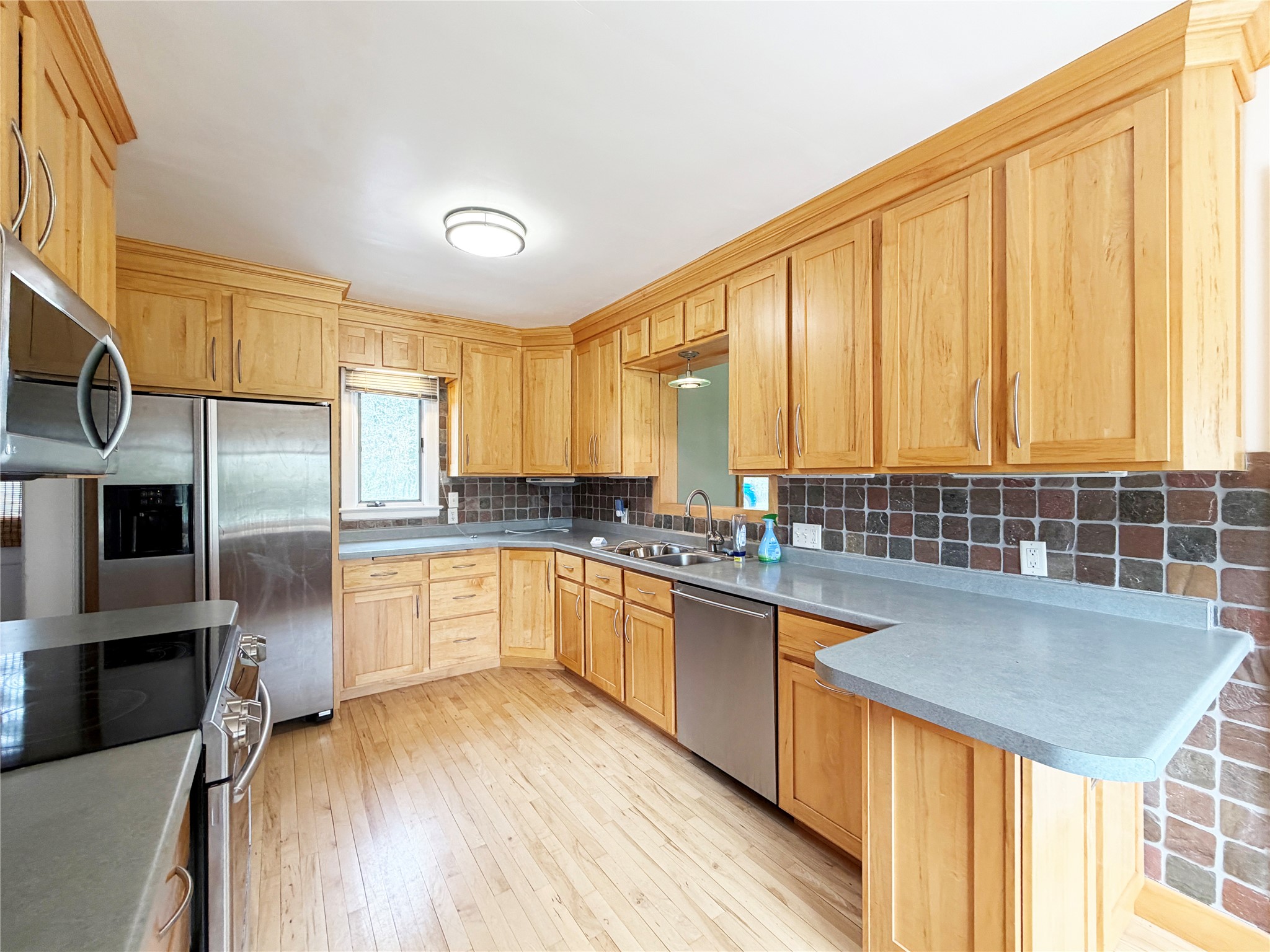 1104 West Allen Street Rice Lake, WI 54868 - Photo 6 of 31