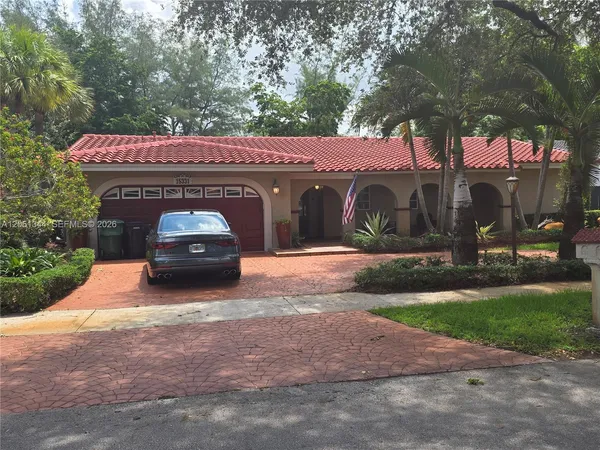 $990,000 | 15331 Durnford Drive, Miami Lakes, FL 33014
