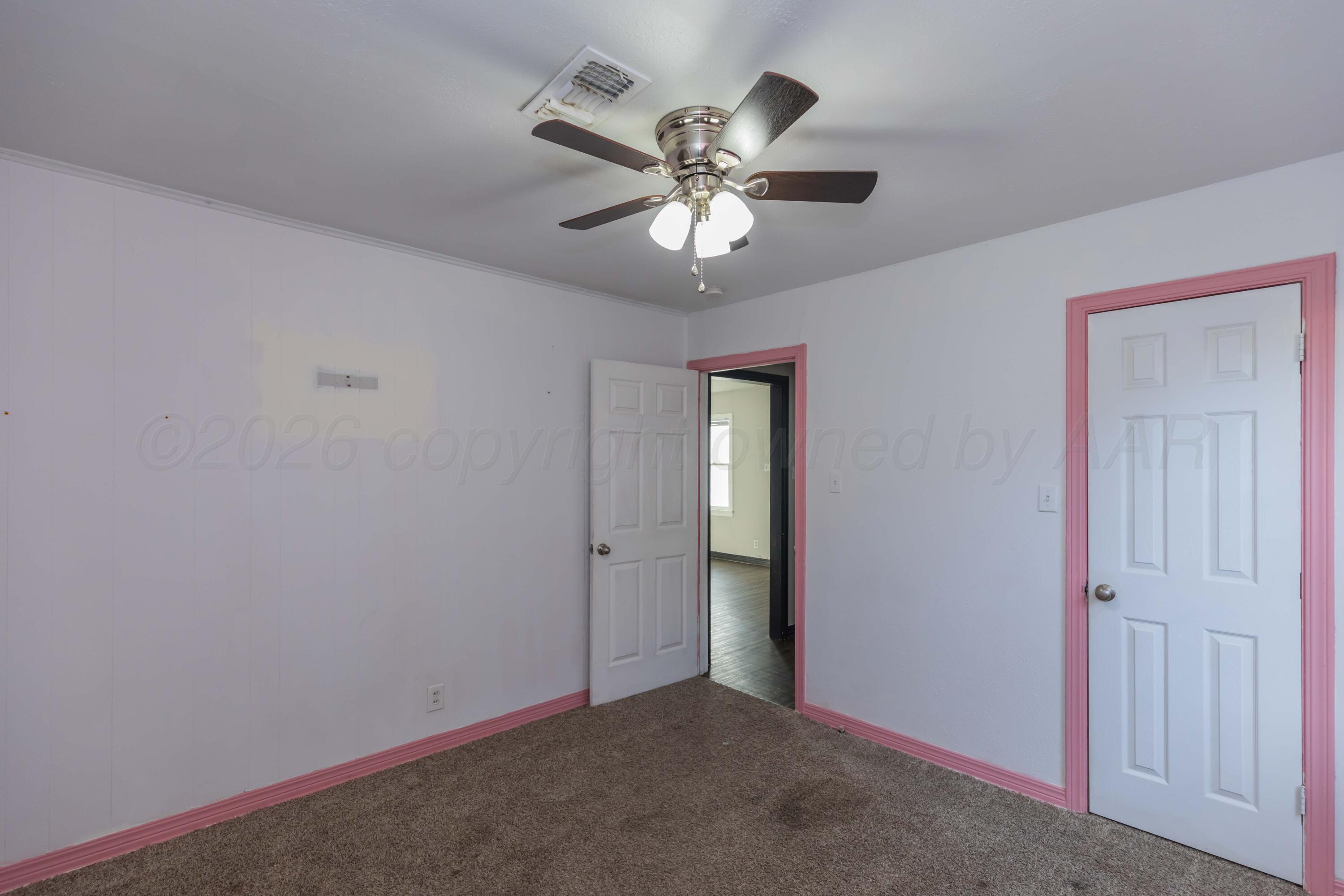4110 South Lipscomb Street Amarillo, TX 79110 - Photo 25 of 36 BEDROOM 3 VIEW 3
