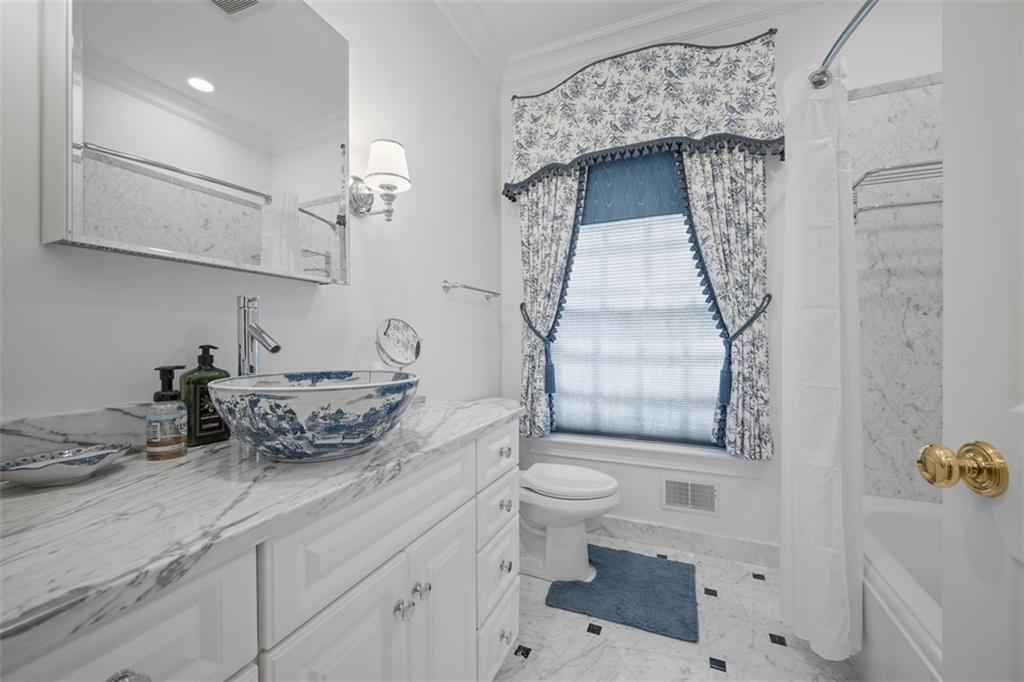 418 Fox Chapel Road Pittsburgh, PA 15238 - Photo 28 of 47 Gallery Image 28