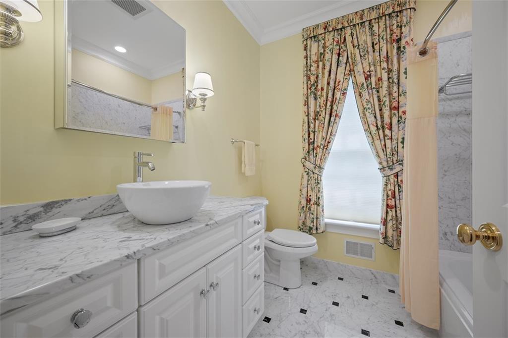418 Fox Chapel Road Pittsburgh, PA 15238 - Photo 30 of 47 Gallery Image 30